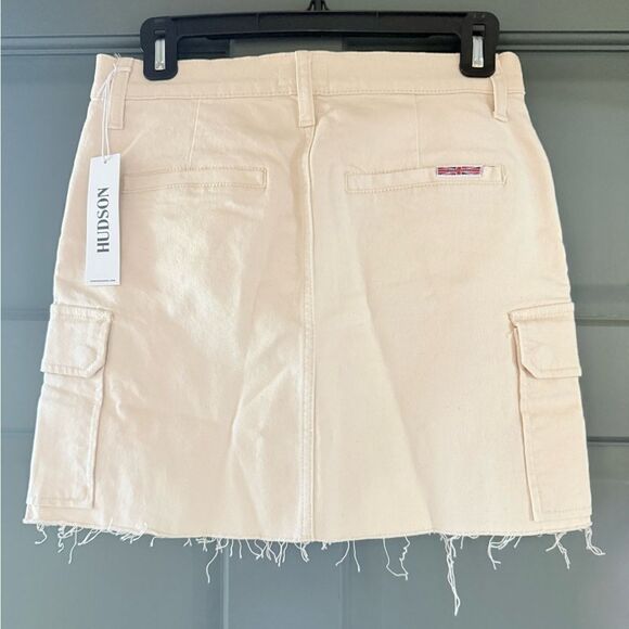 Hudson Jeans Ecru Cargo Skirt - Picture 3 of 4